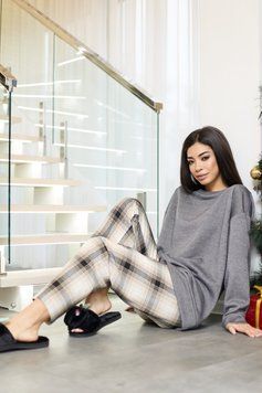 Пижама женская кофта и брюки в клетку серая теплая с люрексом, Серый, 46-48